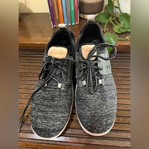 Rockport Men's Black and White Sneakers 11.5